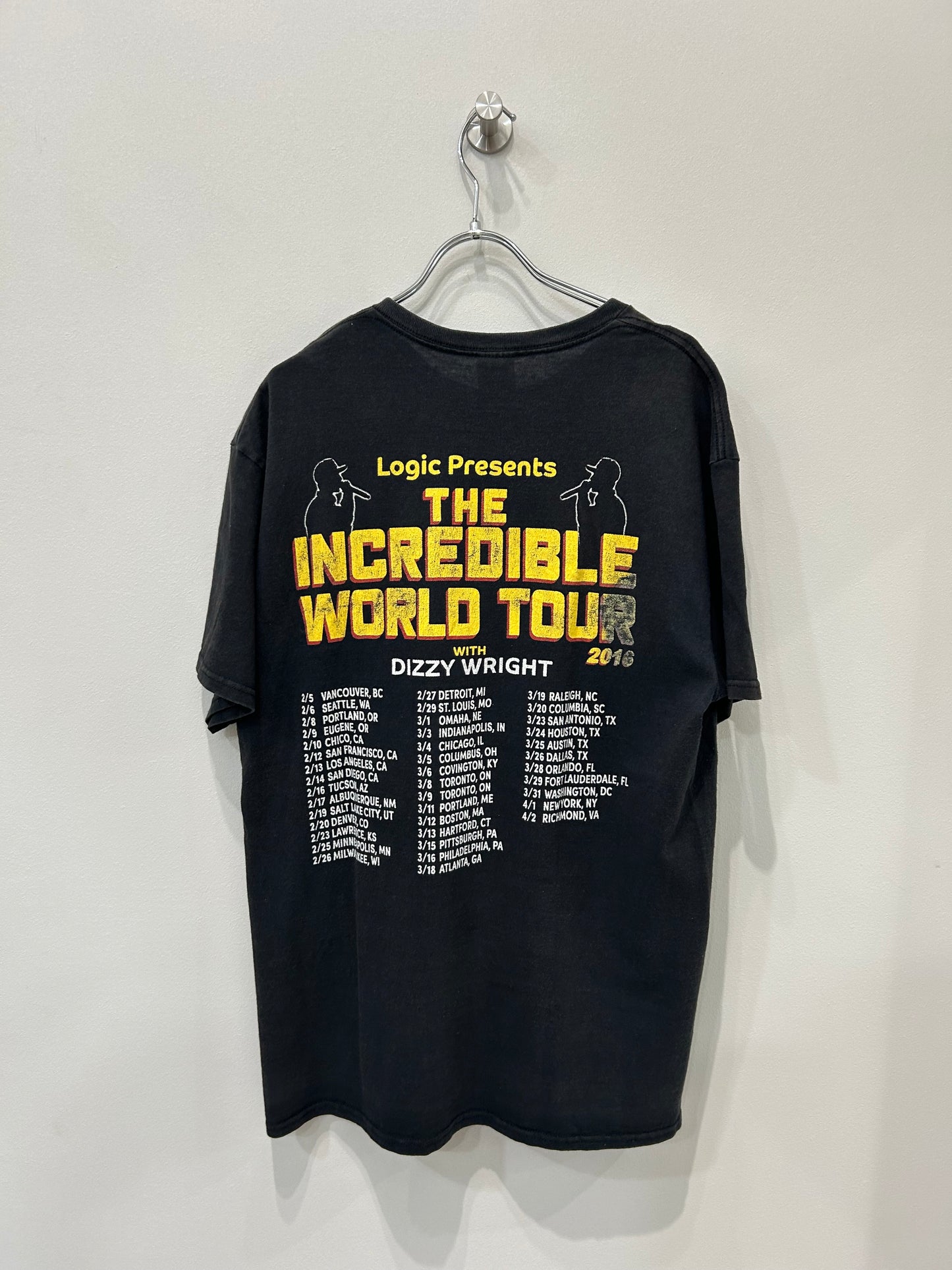 16's The incredible world tour tee
