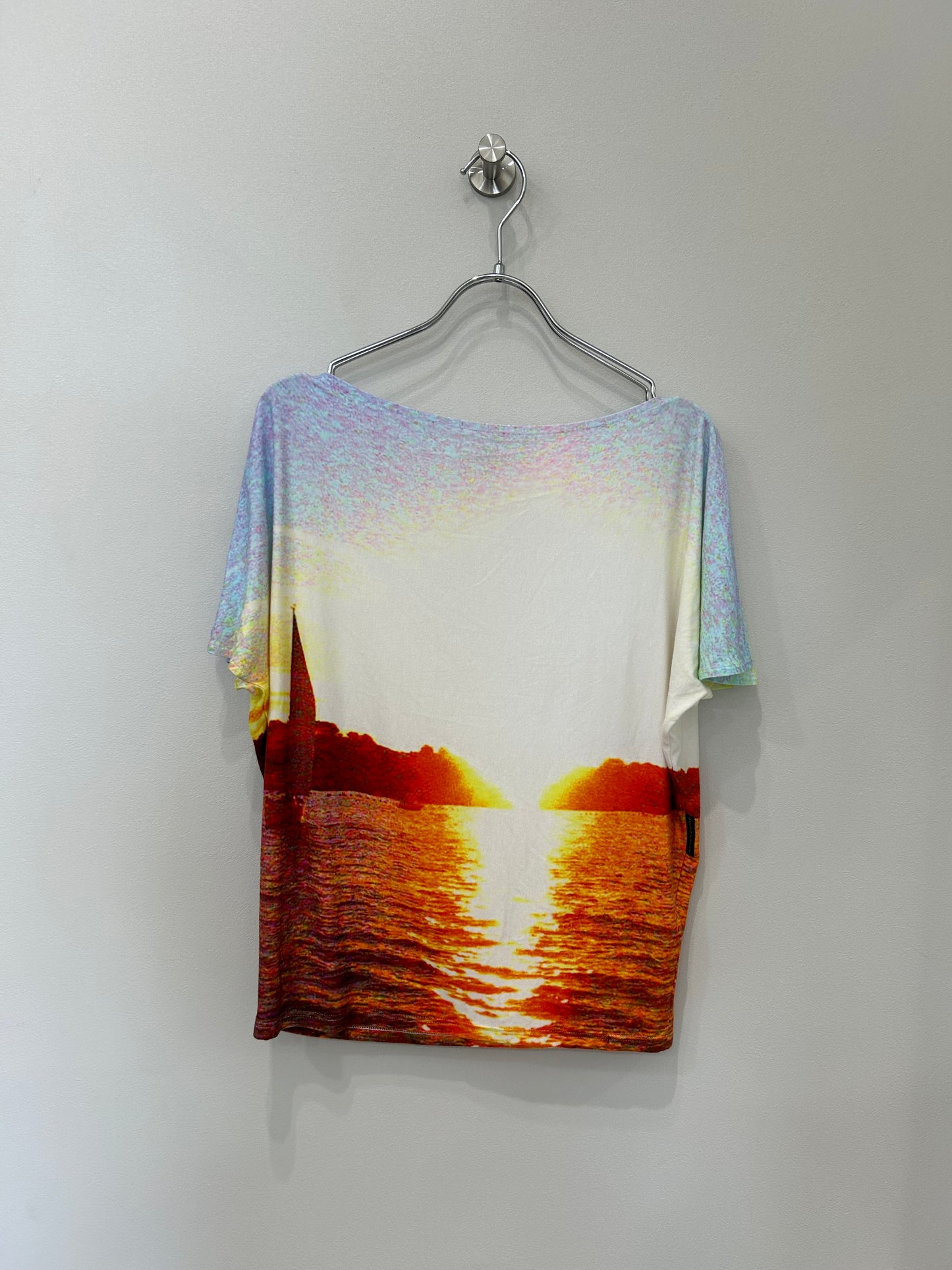 Agnes b. Sunset design top