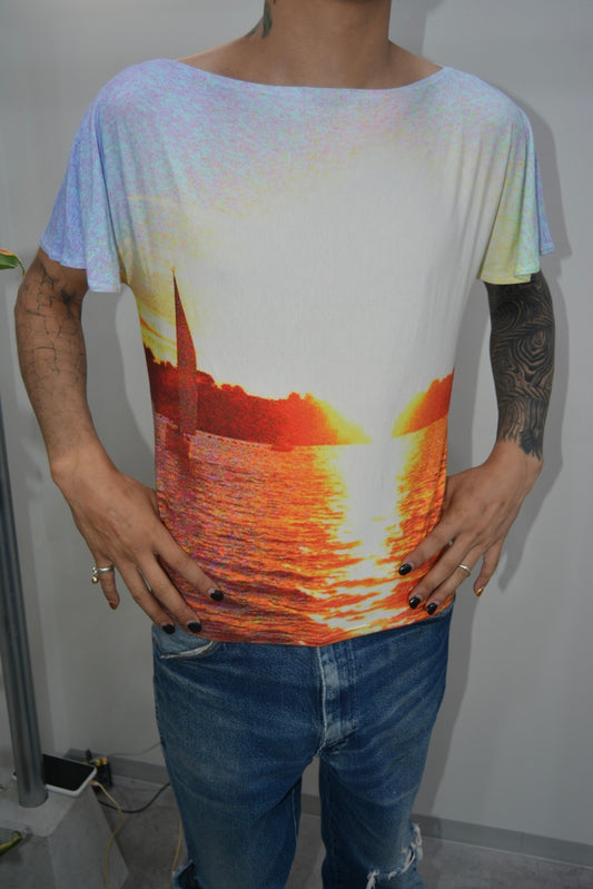 Agnes b. Sunset design top
