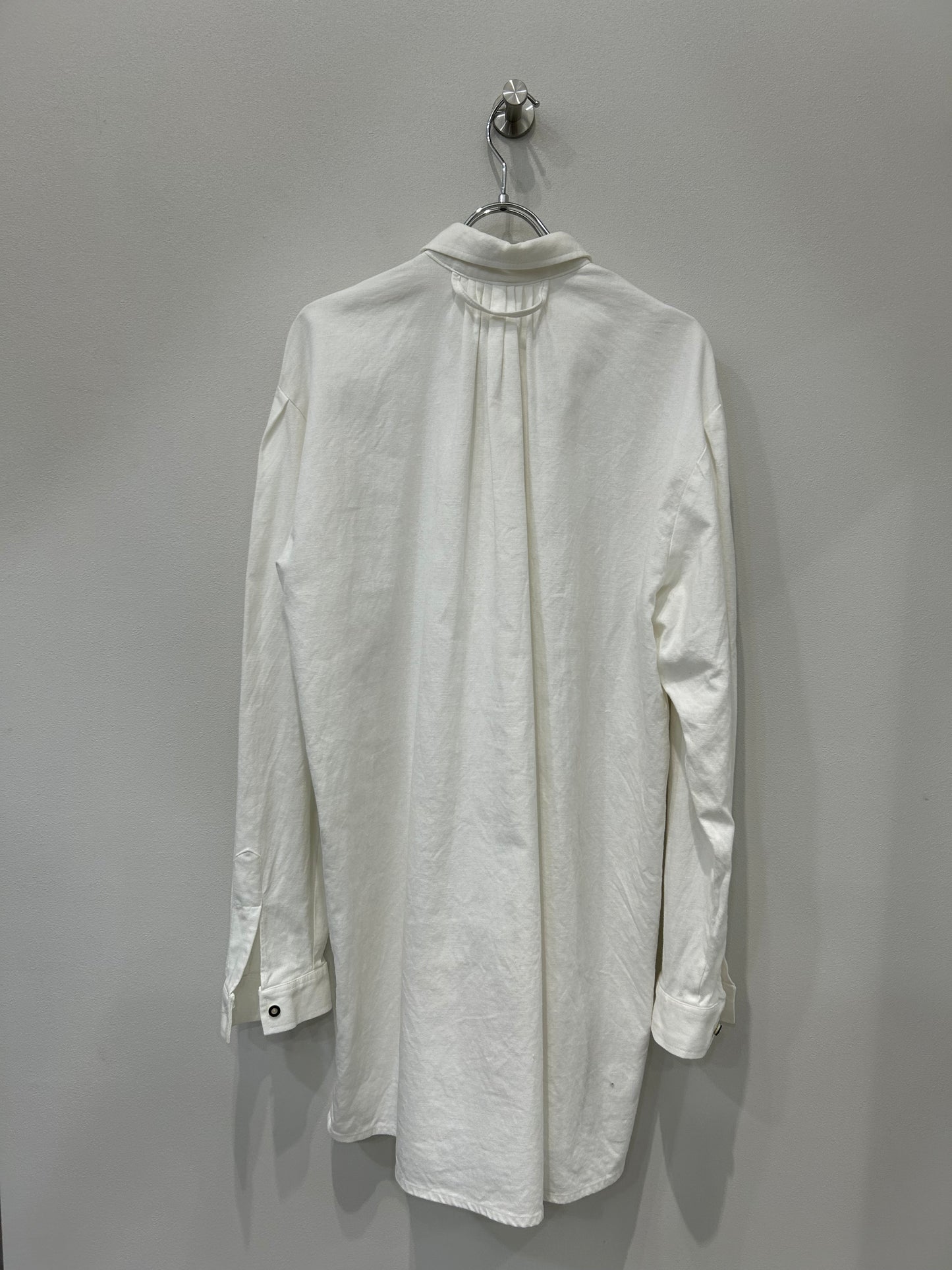 Used Floral embroidered tyrolean shirt