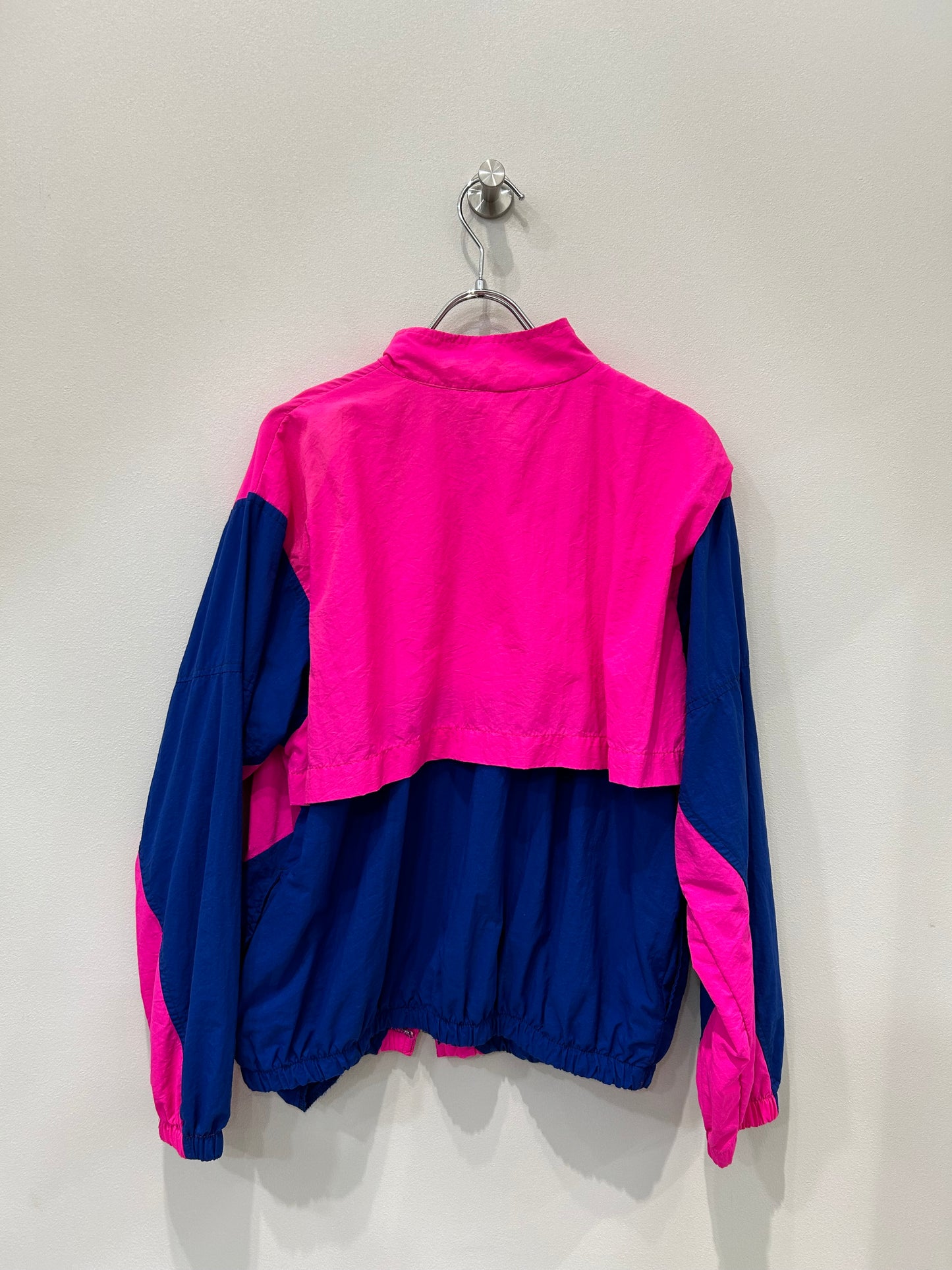 DOVE active wear nylon jacket
