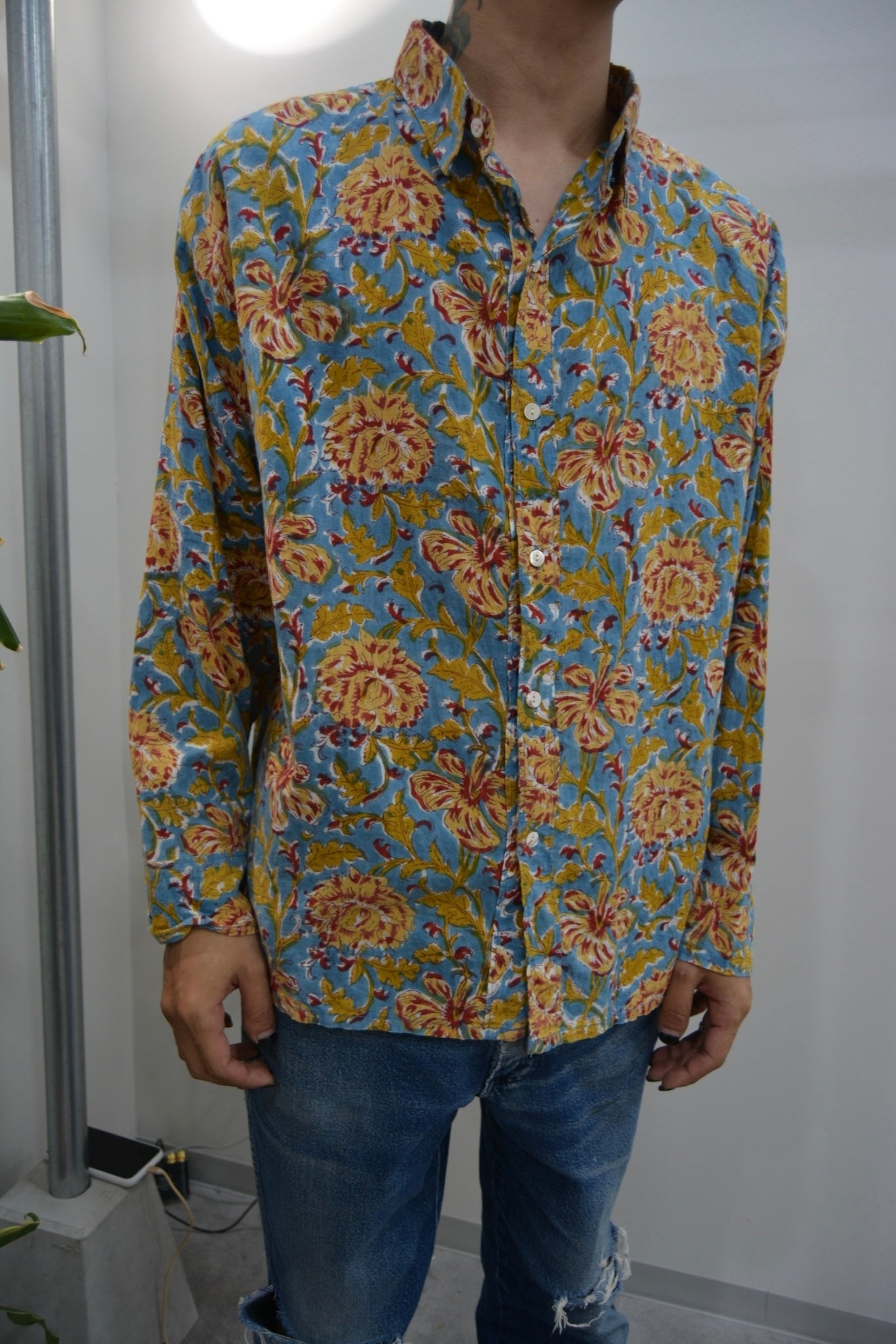 Used Floral shirt